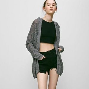 Aritzia Talula Knit Grey Capitol Cardigan Size Medium